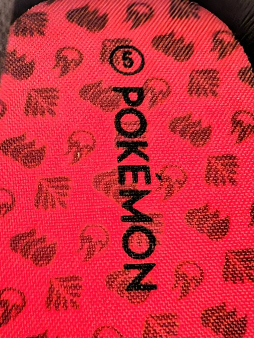 POKEMON BOY'S SHOES SIZE 5 BY GROUNDUP